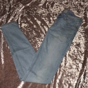Skinny jeans